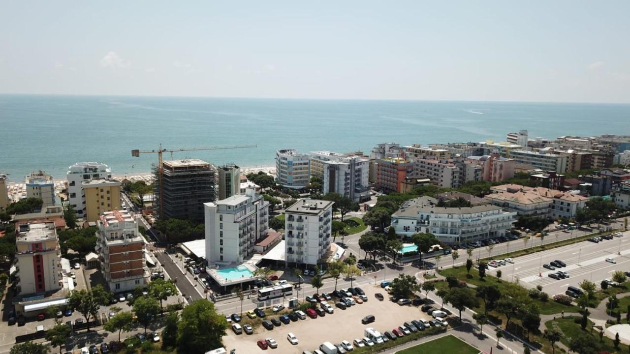 Residence Alla Rotonda 리도 디 예솔로 외부 사진